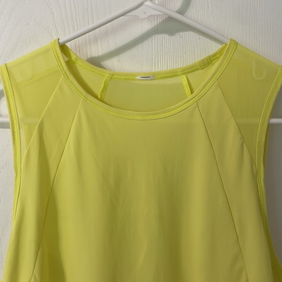Lululemon NWOT All Yours Crop Tank Top Electric Lemon Size 10 - Picture 5 of 6